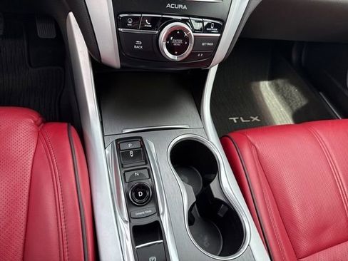 Used 2019 Acura TLX V6 w/ Technology & A-SPEC Pkg AWD/4WD image 19