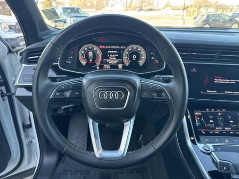 Used 2025 Audi Q7 3.0T Premium Plus image 12