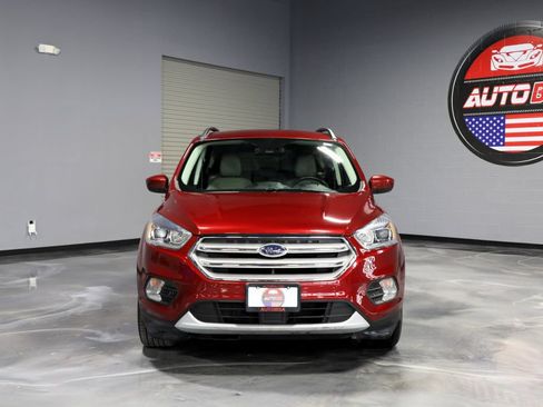 Used 2018 Ford Escape SEL w/ Ford Safe & Smart Package AWD/4WD image 2