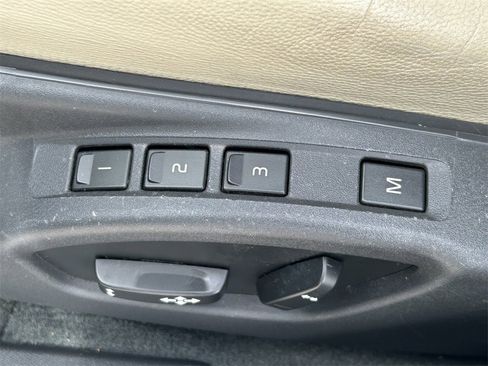 Used 2018 Volvo S60 T5 Inscription Platinum image 29