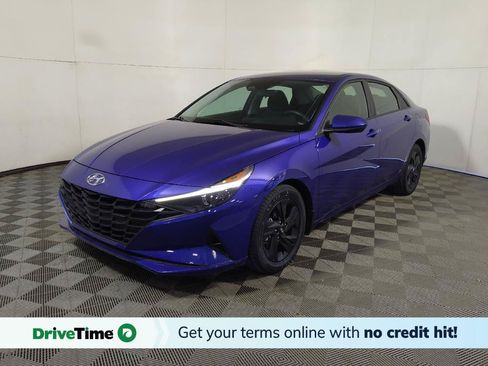 Used 2023 Hyundai Elantra SEL FWD image 1