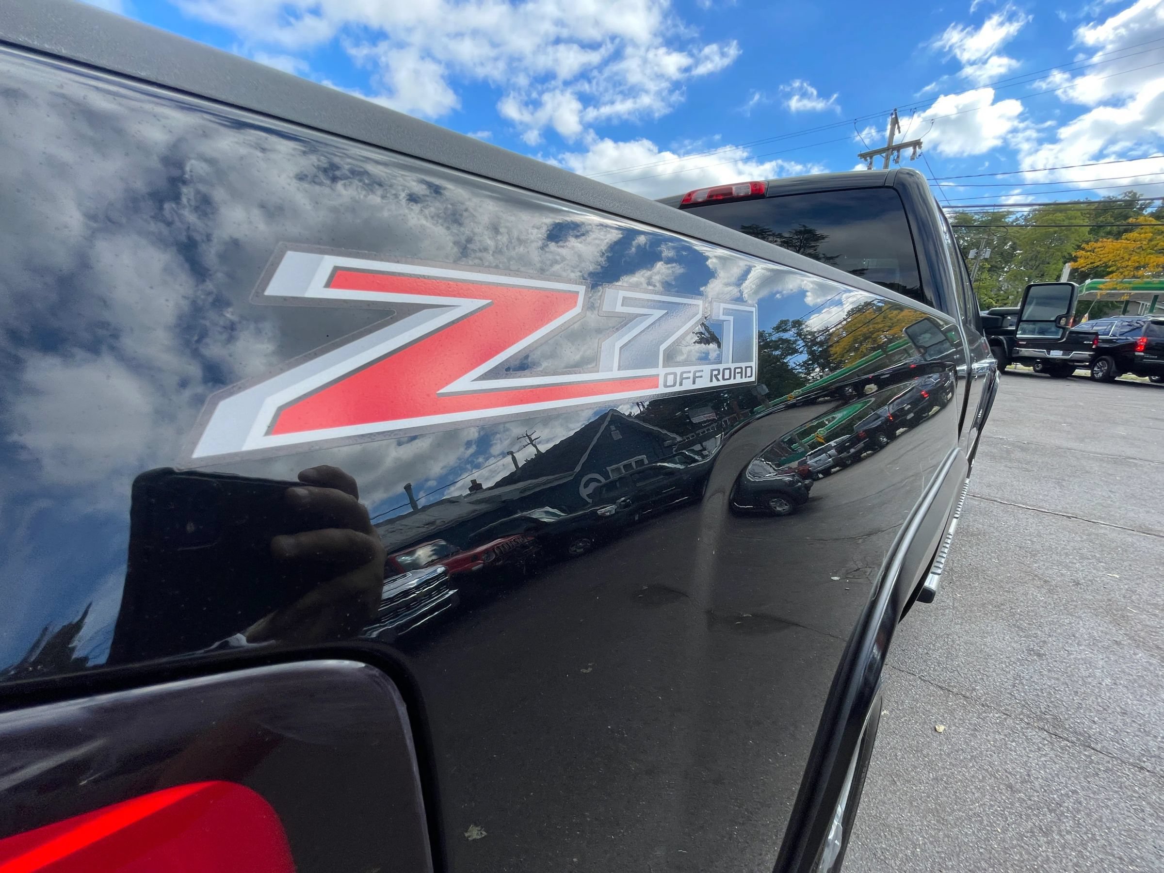 Used 2015 Chevrolet Silverado 2500 LTZ w/ LTZ Plus Package AWD/4WD image 32