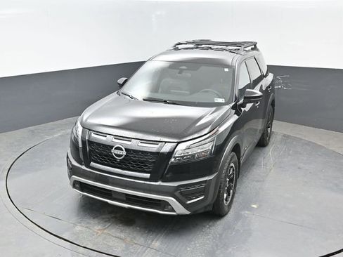 Used 2025 Nissan Pathfinder Rock Creek AWD/4WD image 17
