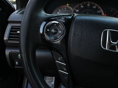 Used 2017 Honda Accord Sport Special Edition image 28