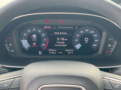 Certified 2025 Audi Q3 2.0T Premium w/ Convenience Package image 19
