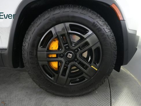 Used 2023 Rivian R1T Adventure Quad AWD/4WD image 20