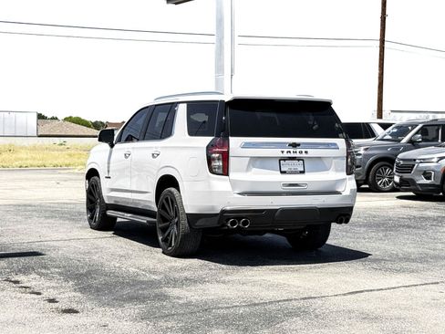 Used 2022 Chevrolet Tahoe High Country AWD/4WD image 12