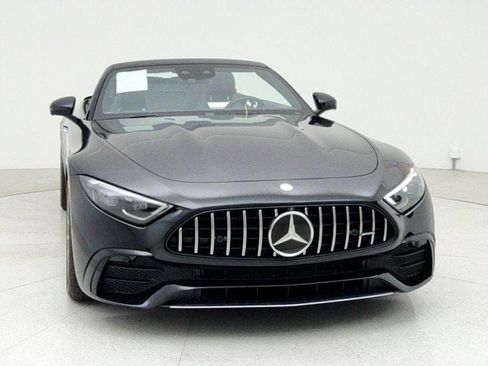 Used 2023 Mercedes-Benz SL 43 AMG image 2