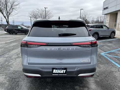 New 2026 INFINITI QX60 Luxe image 7