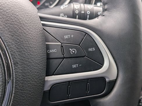 Used 2019 Jeep Compass Latitude image 15