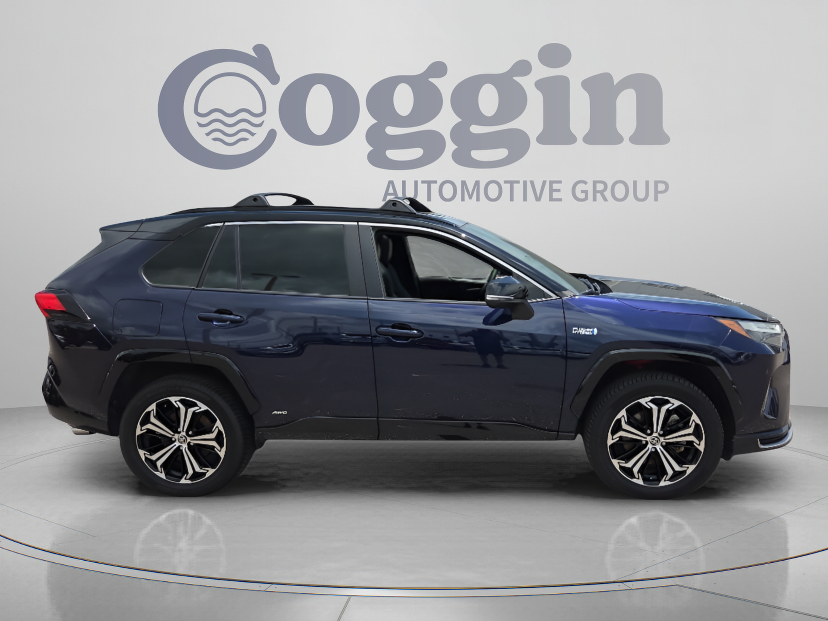 Used 2022 Toyota RAV4 XSE w/ Weather Package AWD/4WD image 6