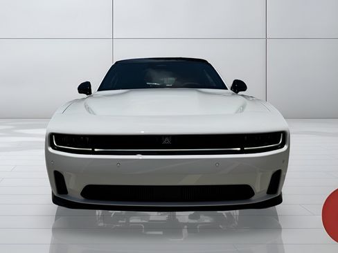 Used 2024 Dodge Charger Daytona Scat Pack w/ Plus Group AWD/4WD image 5