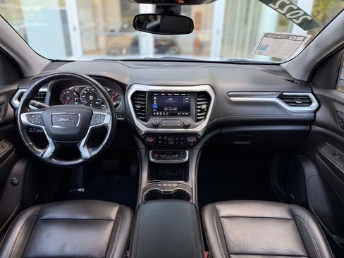 Used 2022 GMC Acadia SLT w/ Elevation Edition image 14