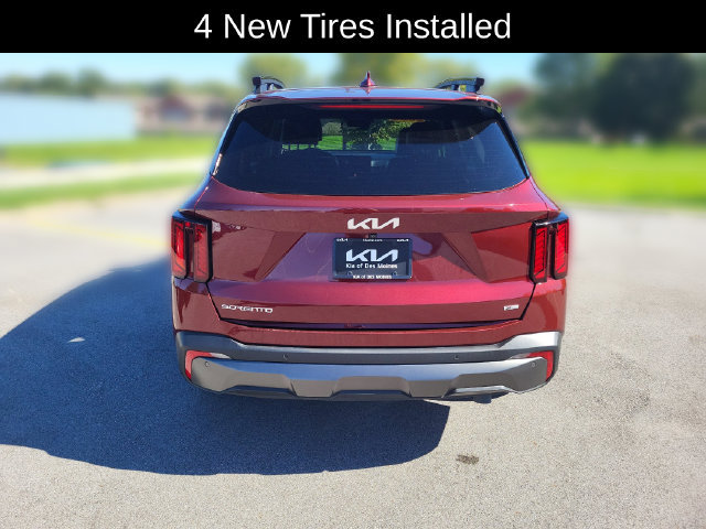 Certified 2024 Kia Sorento X-Line EX AWD/4WD image 4