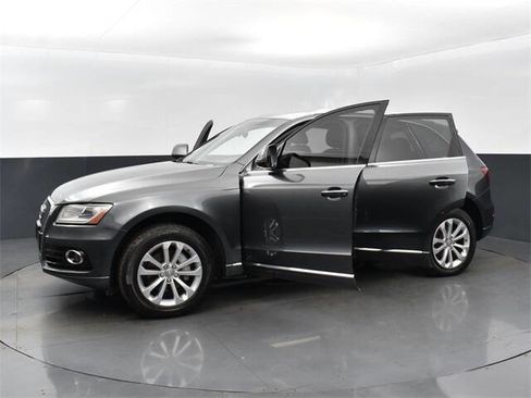 Used 2015 Audi Q5 2.0T Premium Plus w/ Technology Package image 27