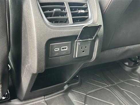 Certified 2025 Chevrolet Blazer RS w/ Driver Confidence II Package image 29