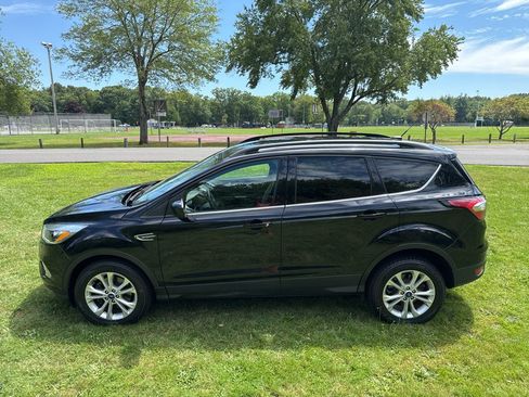 Used 2018 Ford Escape SE AWD/4WD image 37