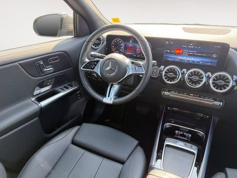 Certified 2026 Mercedes-Benz GLA 250 4MATIC image 16