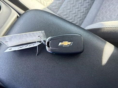 Certified 2022 Chevrolet Equinox LS image 19