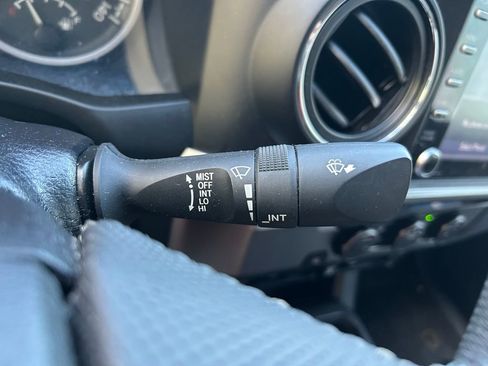 Used 2022 Toyota Tacoma SR5 image 20