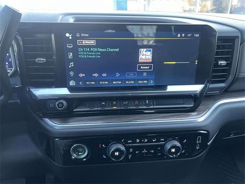 Used 2022 Chevrolet Silverado 1500 LT image 23