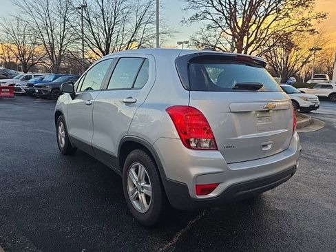 Used 2020 Chevrolet Trax LS image 3