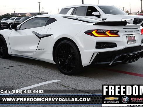 New 2025 Chevrolet Corvette Z06 image 5