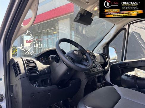 Used 2025 RAM ProMaster 3500 w/ Convenience Group image 11