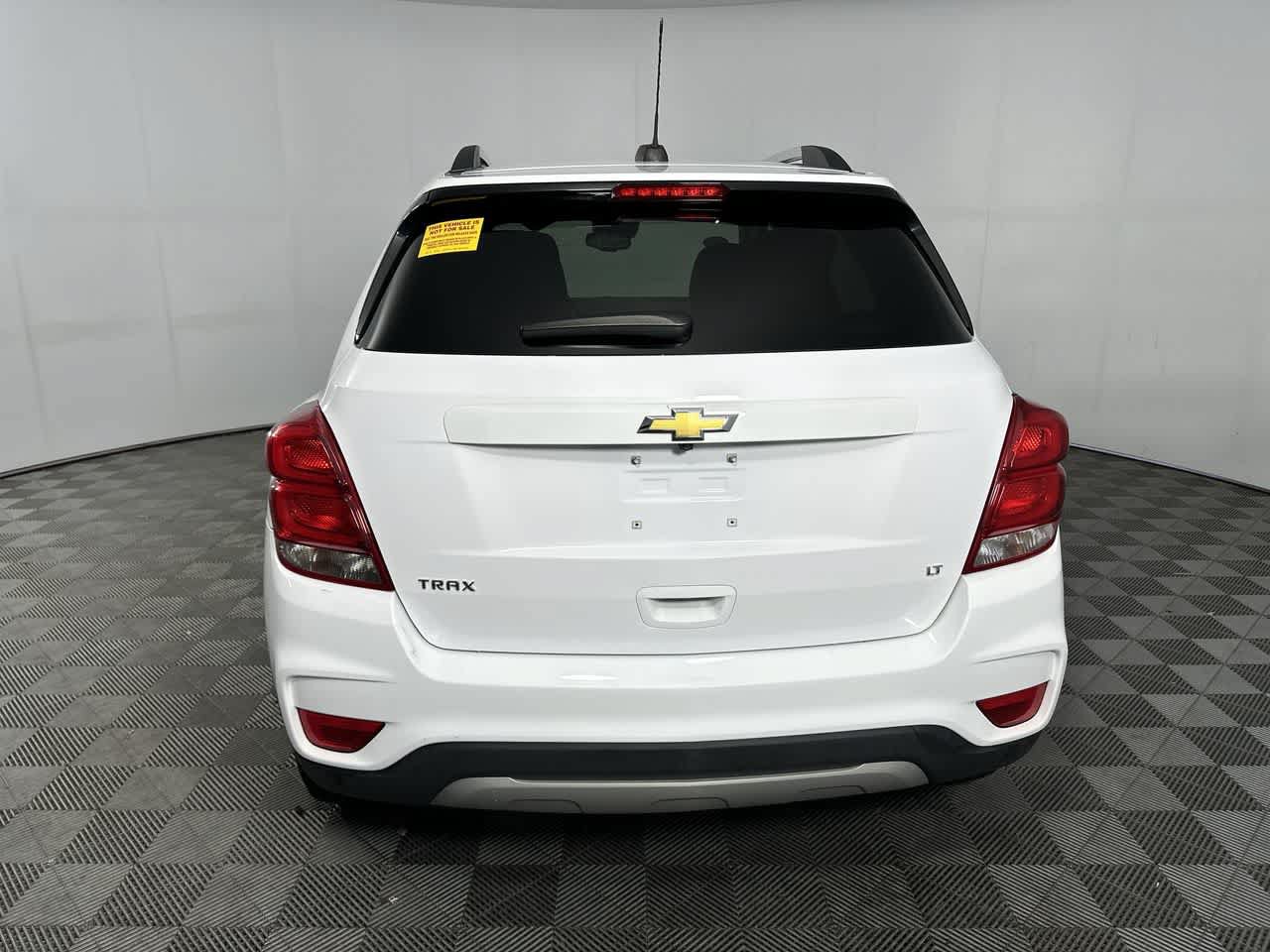 Used 2020 Chevrolet Trax LT FWD image 7