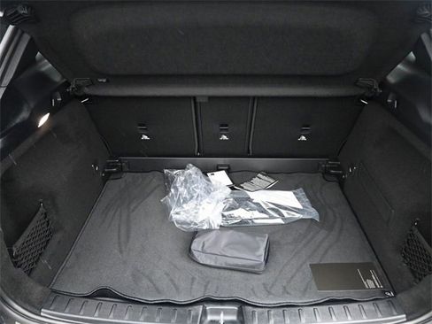 New 2025 Mercedes-Benz GLA 250 image 16