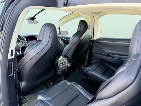Used 2018 Tesla Model X P100D image 28