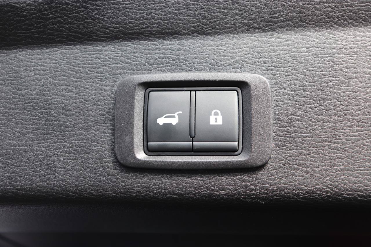 Used 2025 Mitsubishi Outlander SE FWD image 62