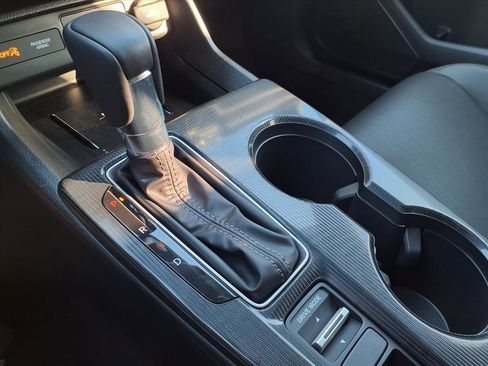 Certified 2025 Honda Civic Sport Touring image 12