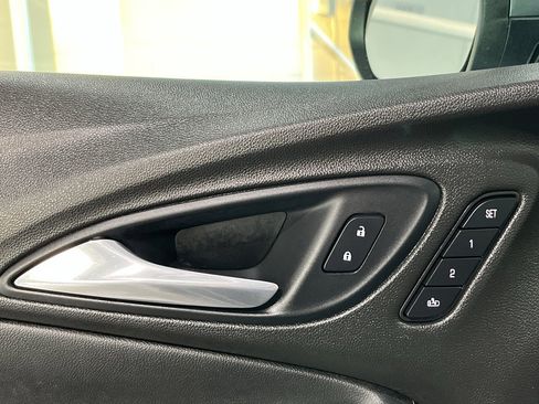 Used 2021 Buick Encore GX Essence w/ Sport Touring Package image 21