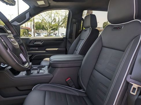 New 2026 GMC Sierra 1500 AT4X AWD/4WD image 22