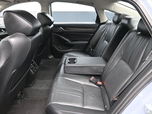 Used 2021 Honda Accord Touring image 13