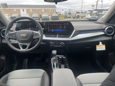 New 2026 Chevrolet Trax LT w/ Driver Confidence Package image 27