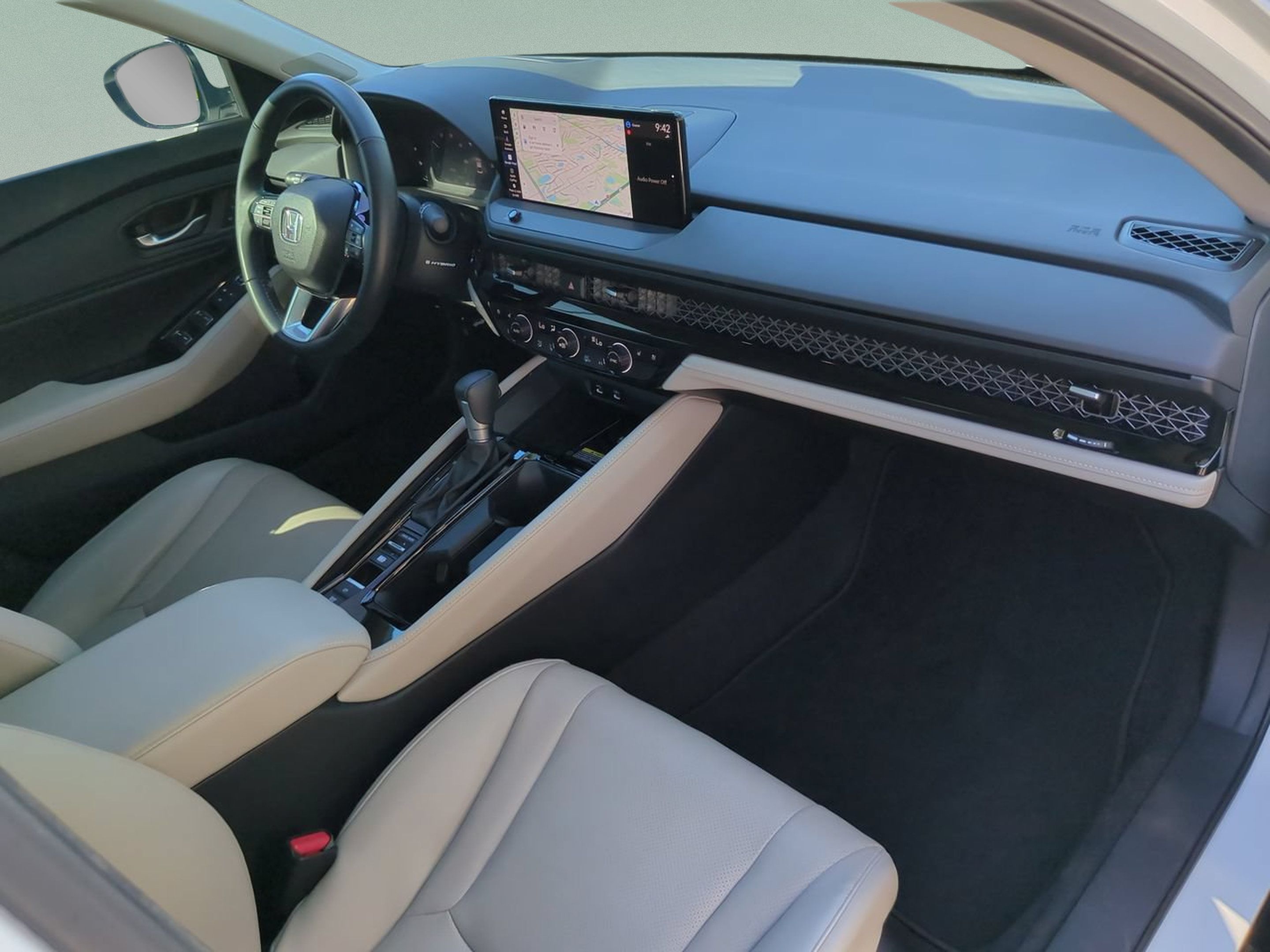 Used 2024 Honda Accord Touring image 19