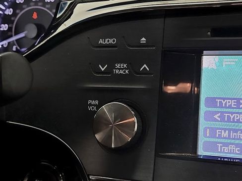 Used 2014 Toyota Avalon XLE image 27