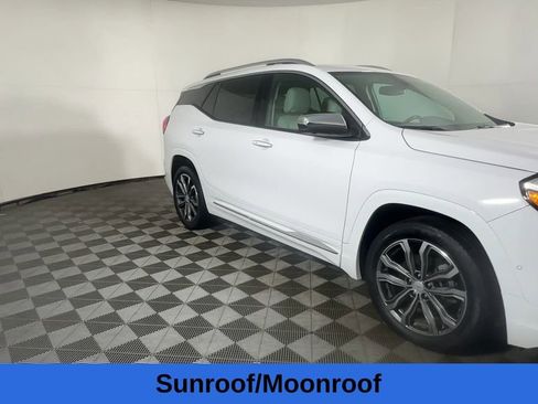 Used 2020 GMC Terrain Denali w/ Denali Premium Package image 5