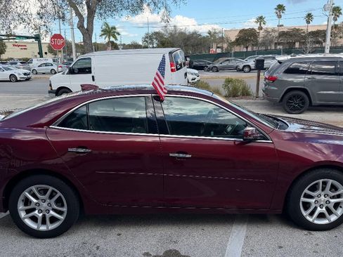 Used 2015 Chevrolet Malibu LT w/ Power Convenience Package image 4