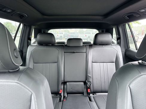 Used 2023 Volkswagen Tiguan SE R-Line FWD image 26
