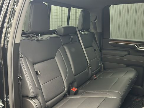 Used 2025 GMC Sierra 3500 Denali w/ Denali Reserve Package image 41