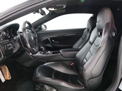 Used 2018 Maserati GranTurismo MC RWD image 16