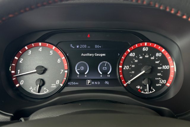 Used 2025 Nissan Frontier Pro-X RWD image 29