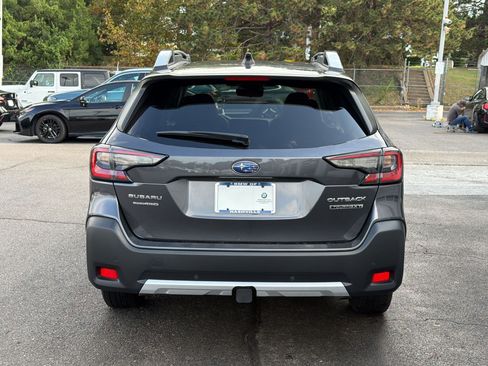 Used 2024 Subaru Outback Touring XT AWD/4WD image 10