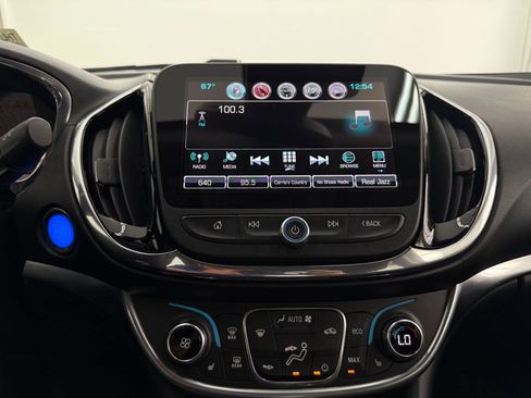 Used 2017 Chevrolet Volt Premier w/ Driver Confidence II Package image 28