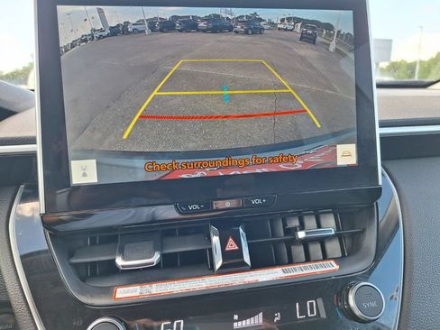 Used 2026 Toyota Corolla Cross XLE w/ Convenience Package FWD image 12