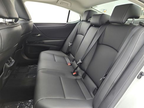 Used 2025 Lexus ES 350 w/ Premium Package FWD image 15