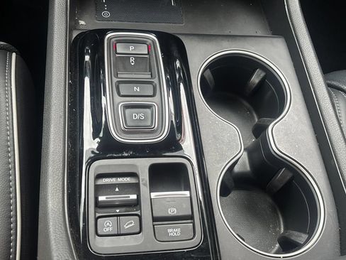 Used 2023 Honda Pilot Elite image 14